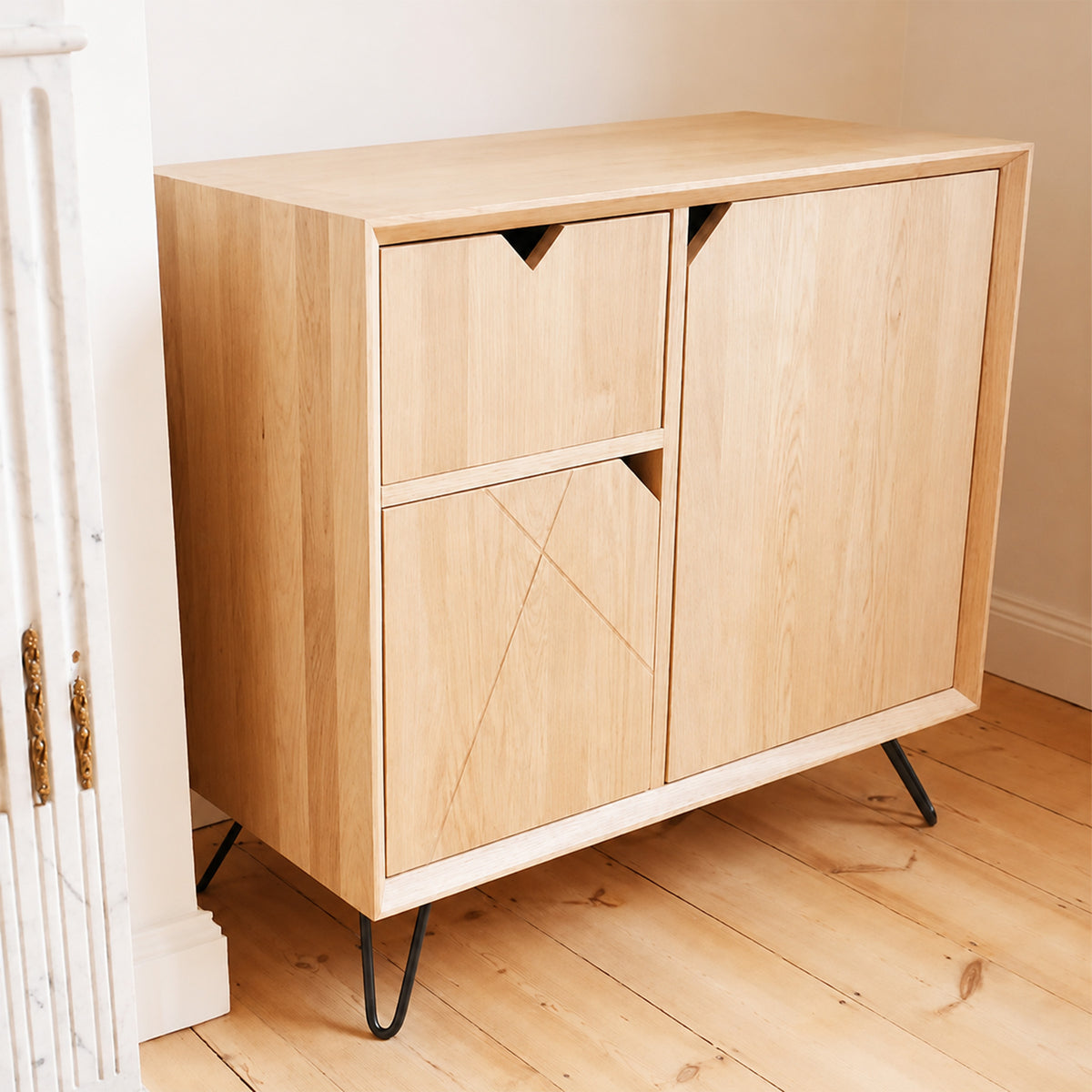 Petit buffet en chêne massif 2 portes et 1 tiroir kopo cretaion