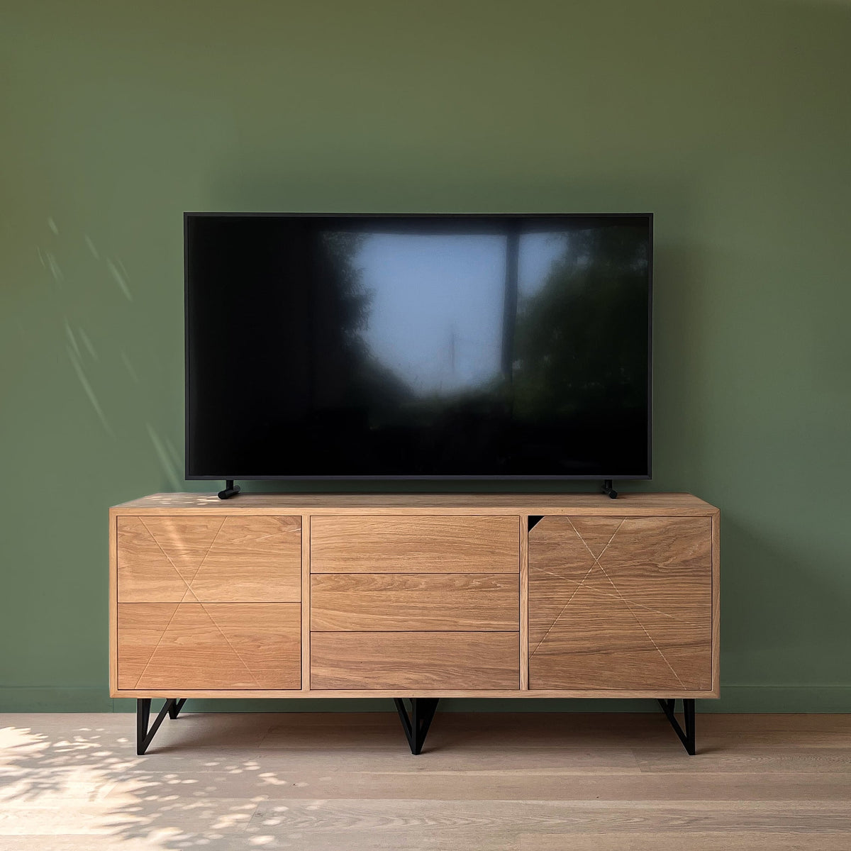 Meuble TV bois massif avec 5 tiroirs et 1 porte – KOPO CRÉATION