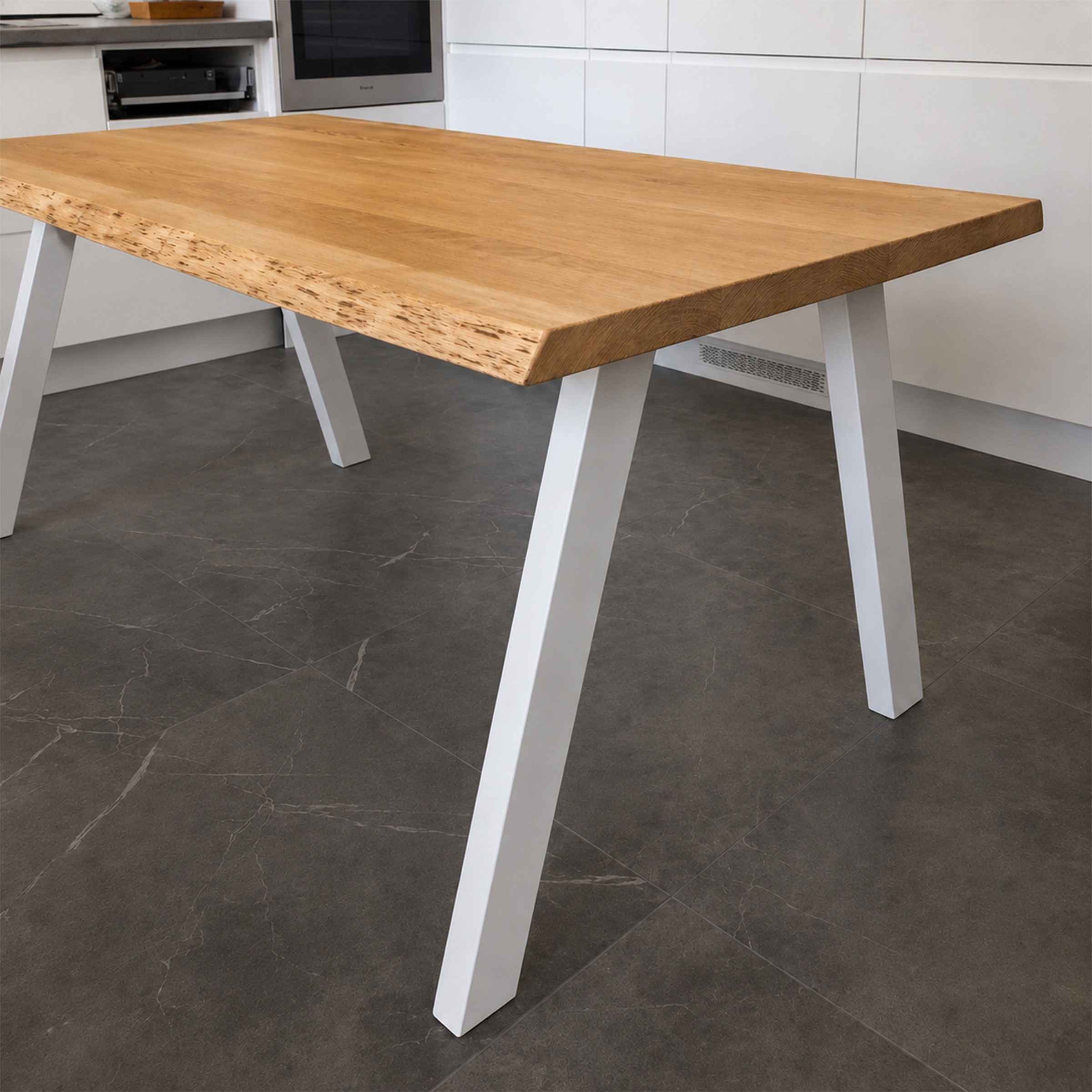 table_live_edge_scandinave_kopo_creation Table live edge scandinave en chêne massif fabriquée par KOPO CRÉATION