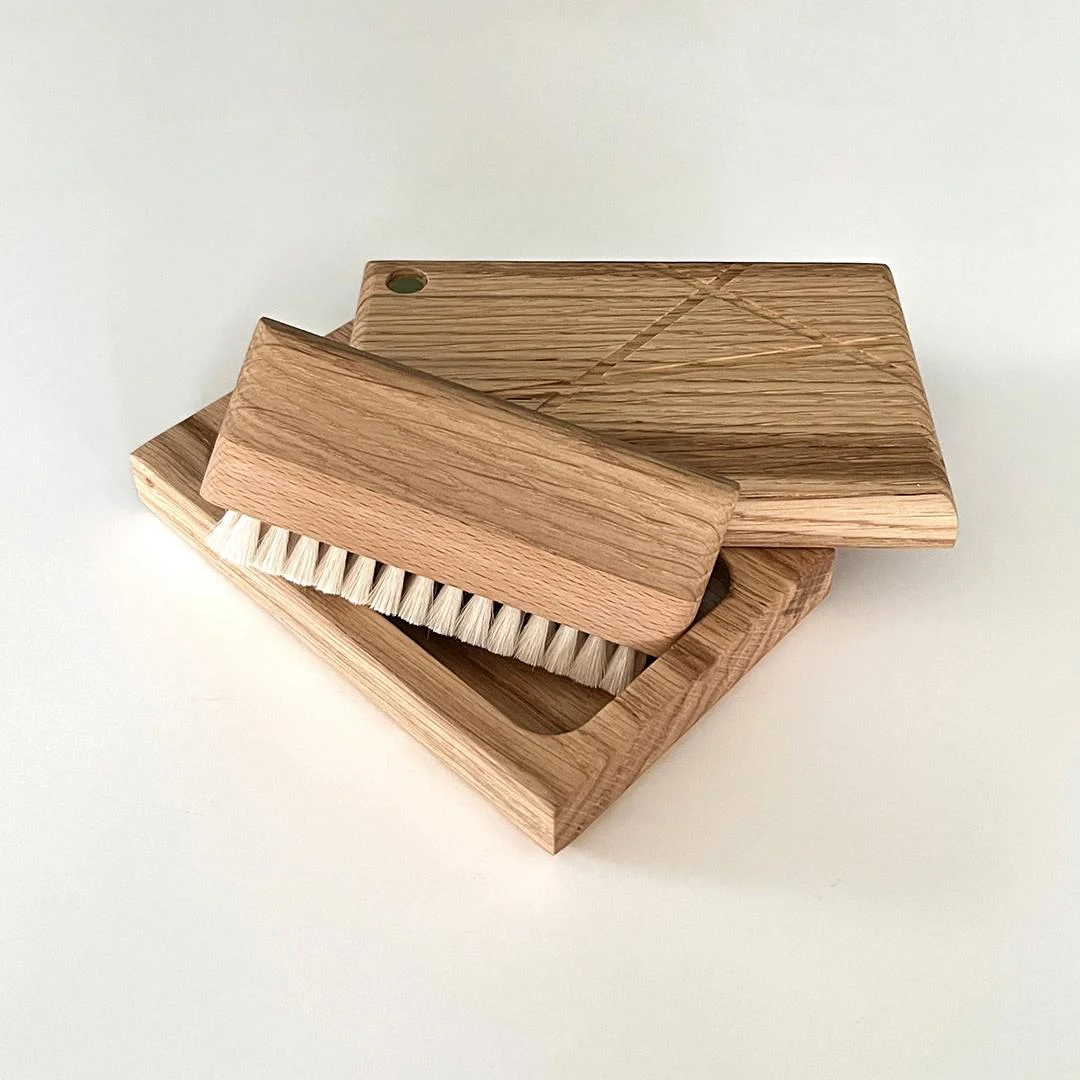 coffret brosse pour nettoyage de vinyle en bois massif et poile de chèvre